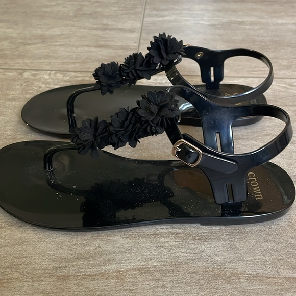 Patent thong sandals - Picture 3 of 4
